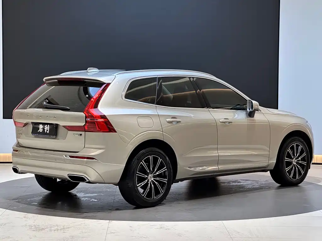 Volvo XC60 2020 T5 four-wheel drive Zhiyuan Deluxe Edition купить на сайте DeffCars