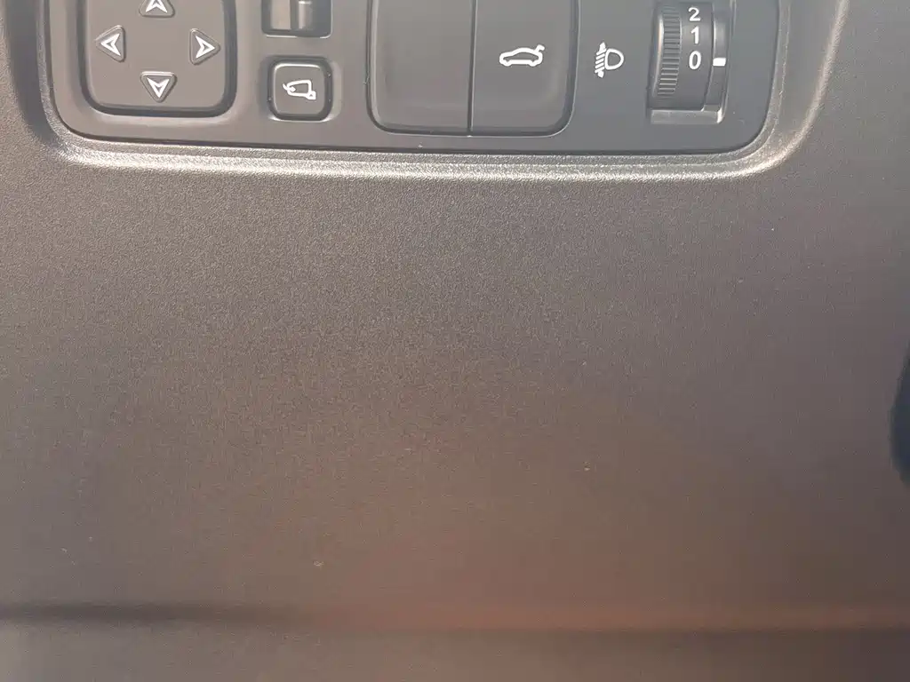 Changan UNI-V 2023 1.5T Premium купить на сайте DeffCars