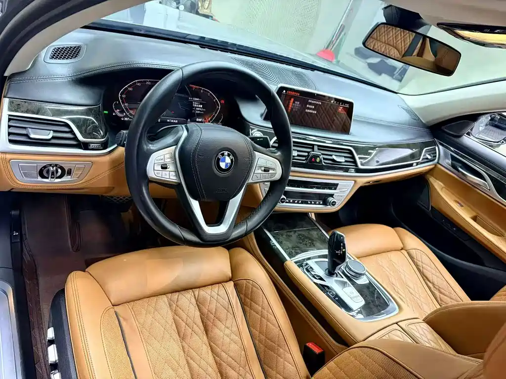 BMW 7 Series 2019 740Li Leading Luxury Package купить на сайте DeffCars