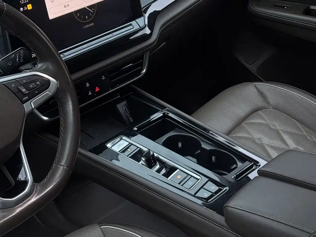 Weiran 2022 380TSI Premium Edition купить на сайте DeffCars