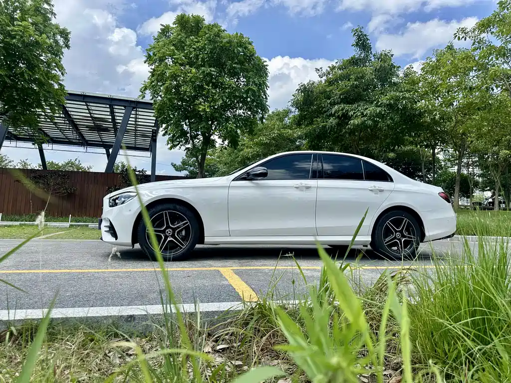 Mercedes-Benz E-Class Imported 2021 E 260 Fashionable Sports Edition купить на сайте DeffCars
