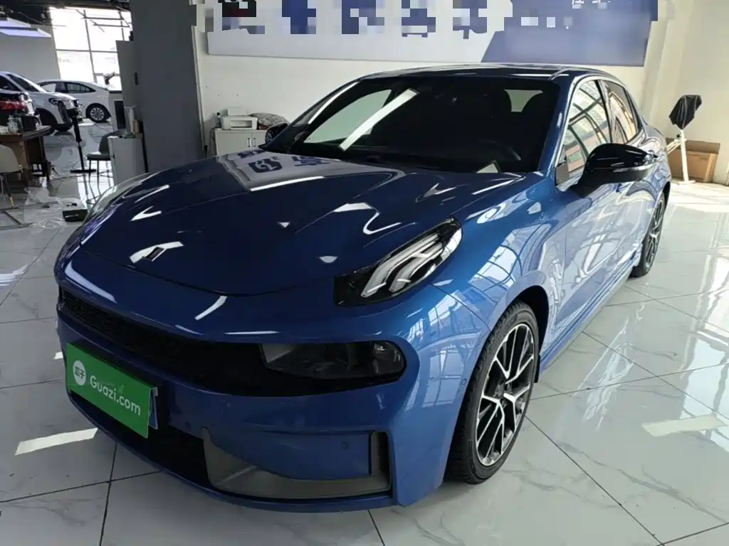 Lynk & Co 03 2019 1.5TD DCT Pro version National VI купить на сайте DeffCars