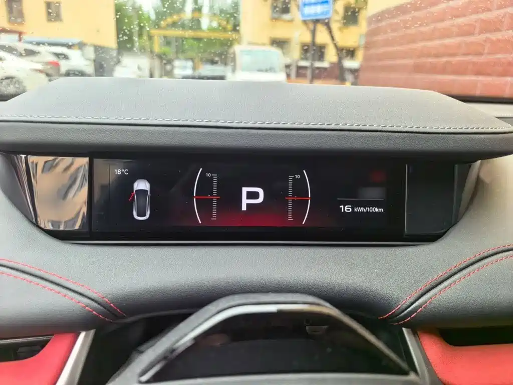 Xiaomi SU7 2024 four-wheel drive, ultra-long battery life, high-end smart driving Max version купить на сайте DeffCars
