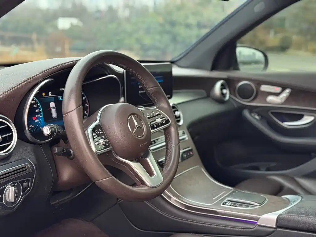 Mercedes-Benz GLC 2020 facelift GLC 300 L 4MATIC dynamic купить на сайте DeffCars