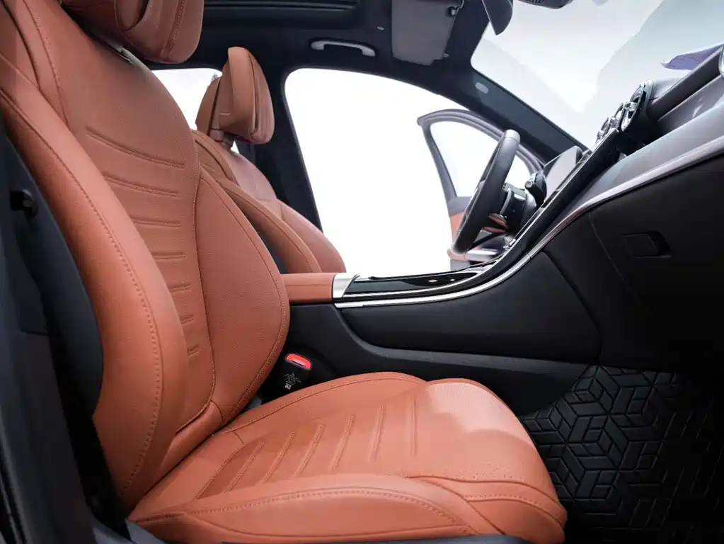 Mercedes-Benz GLC 2025 GLC 260 L 4MATIC luxury model купить на сайте DeffCars