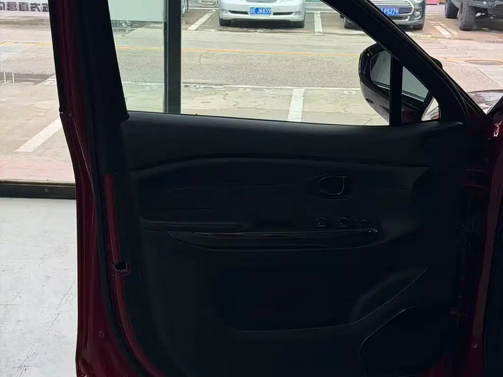 NIO ES6 2019 430KM Performance Edition купить на сайте DeffCars