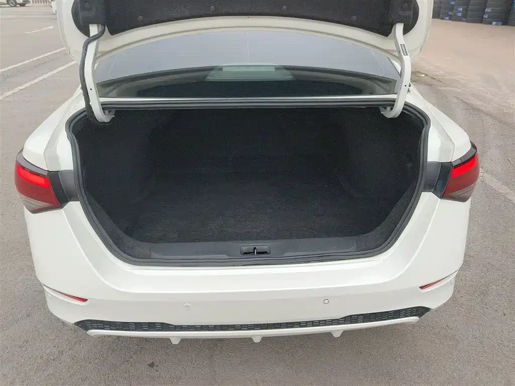Sylphy 2022 1.6L XL CVT Smart Edition купить на сайте DeffCars