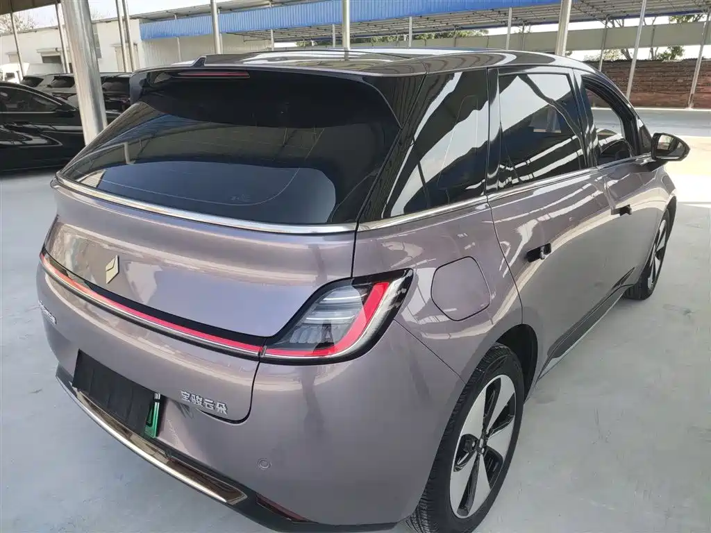 Baojun Yunduo 2023 460 Max купить на сайте DeffCars