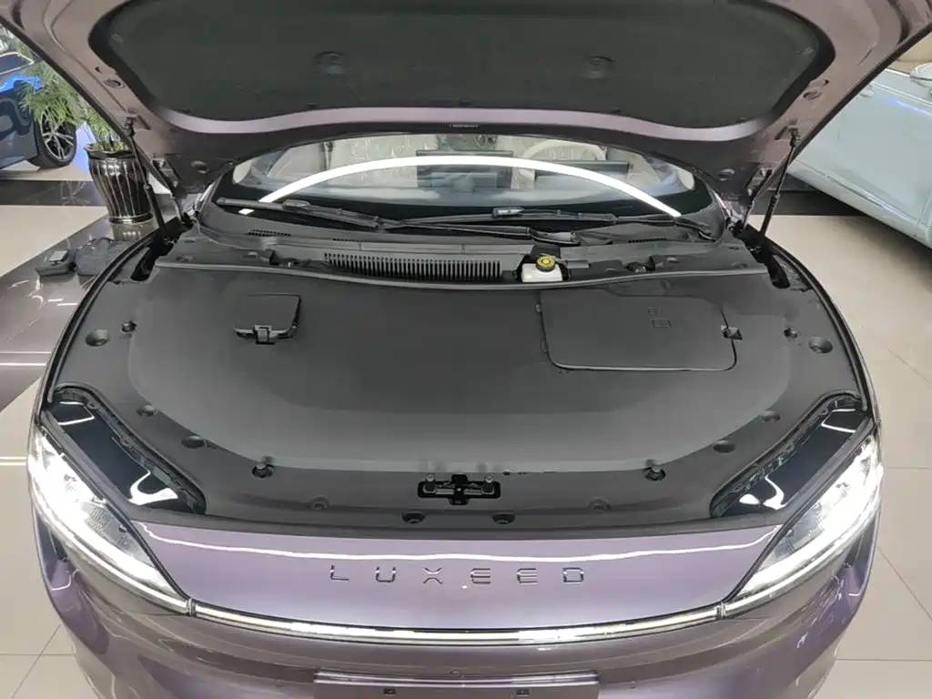 Zhijie S7 2024 Pro купить на сайте DeffCars