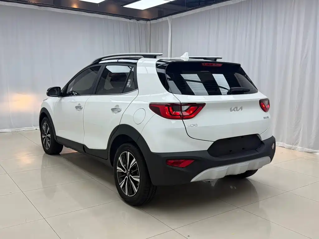 Yipao 2021 1.4L CVT fun sunroof model купить на сайте DeffCars