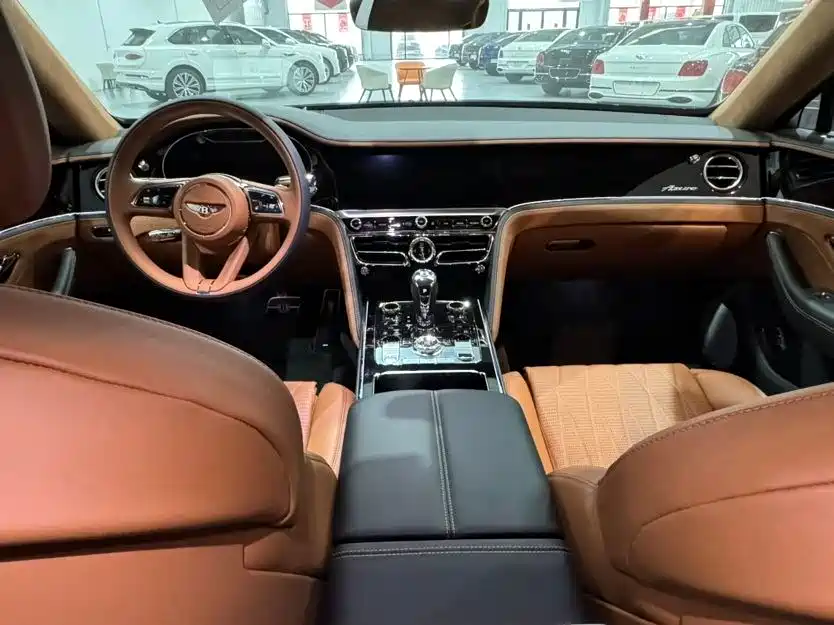 Flying Spur 2024 4.0T V8 Mulliner купить на сайте DeffCars