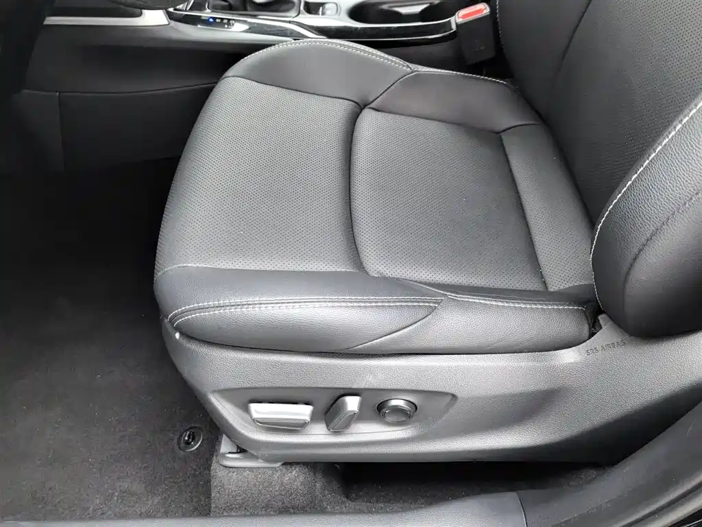 Fenglanda 2023 2.0L Intelligent Electric Hybrid Dual Engine Luxury Edition купить на сайте DeffCars