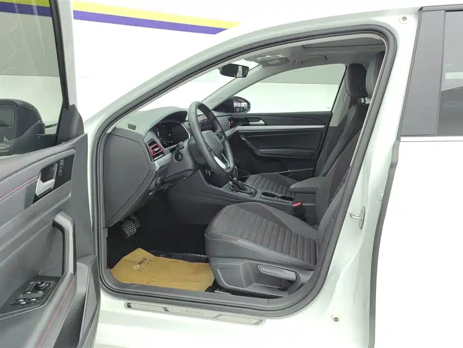 Lavida 2023 280TSI DSG Starry Sky Full Edition купить на сайте DeffCars