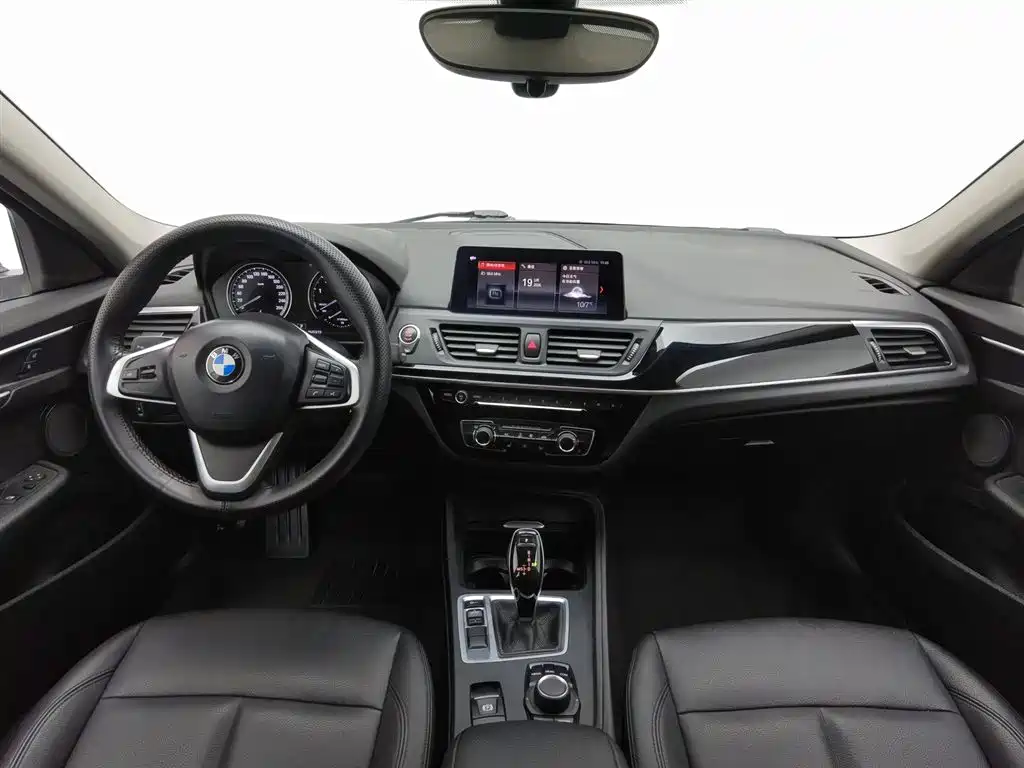 BMW 1 Series 2020 120i Fashion купить на сайте DeffCars
