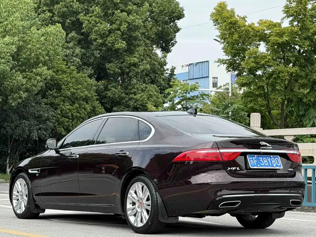 Jaguar XFL 2018 3.0 SC 340PS Luxury Edition купить на сайте DeffCars
