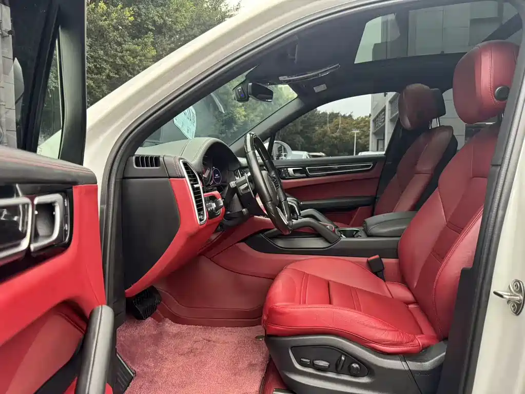 Cayenne 2022 Cayenne 3.0T Platinum Edition купить на сайте DeffCars