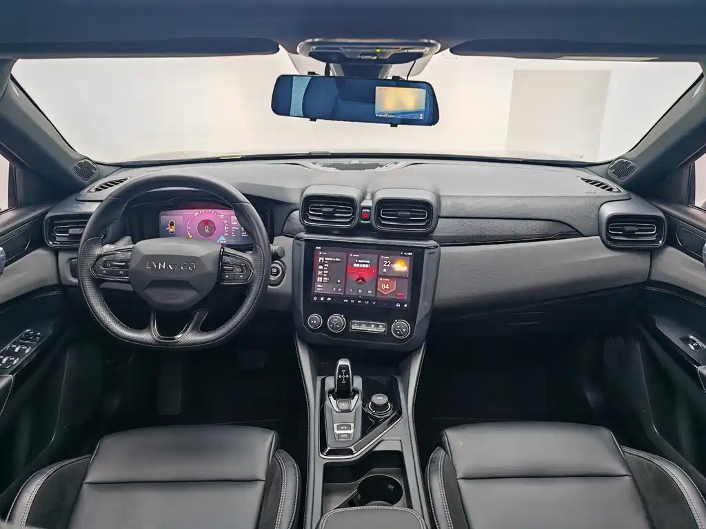 Lynk & Co 03 2022 2.0TD DCT Plus купить на сайте DeffCars