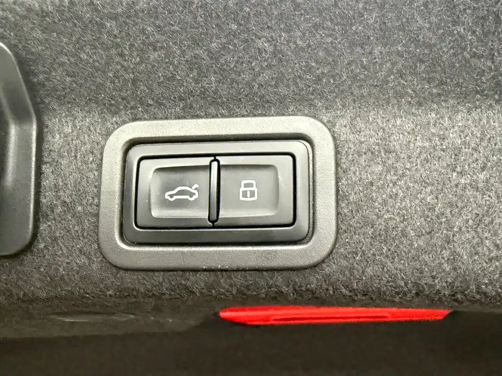 Audi A6L 2024 45 TFSI Premium Dynamic Model купить на сайте DeffCars