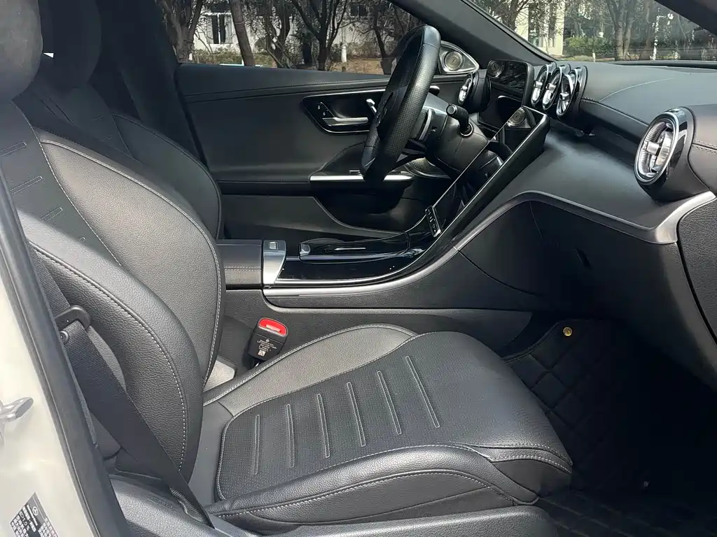 Mercedes-Benz C-Class 2024 C 200 L Sports Edition купить на сайте DeffCars