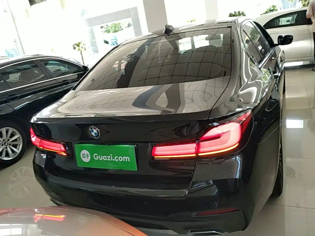 BMW 5 Series 2022 facelift 530Li leading M sports package купить на сайте DeffCars