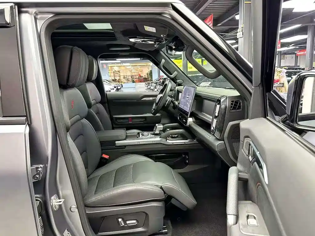 Jietu Traveler 2023 2.0T four-wheel drive crossover PRO+ купить на сайте DeffCars