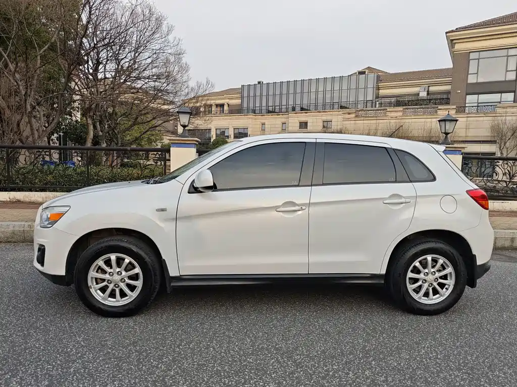 Jinxuan ASX 2015 2.0L CVT two-wheel drive elite version купить на сайте DeffCars