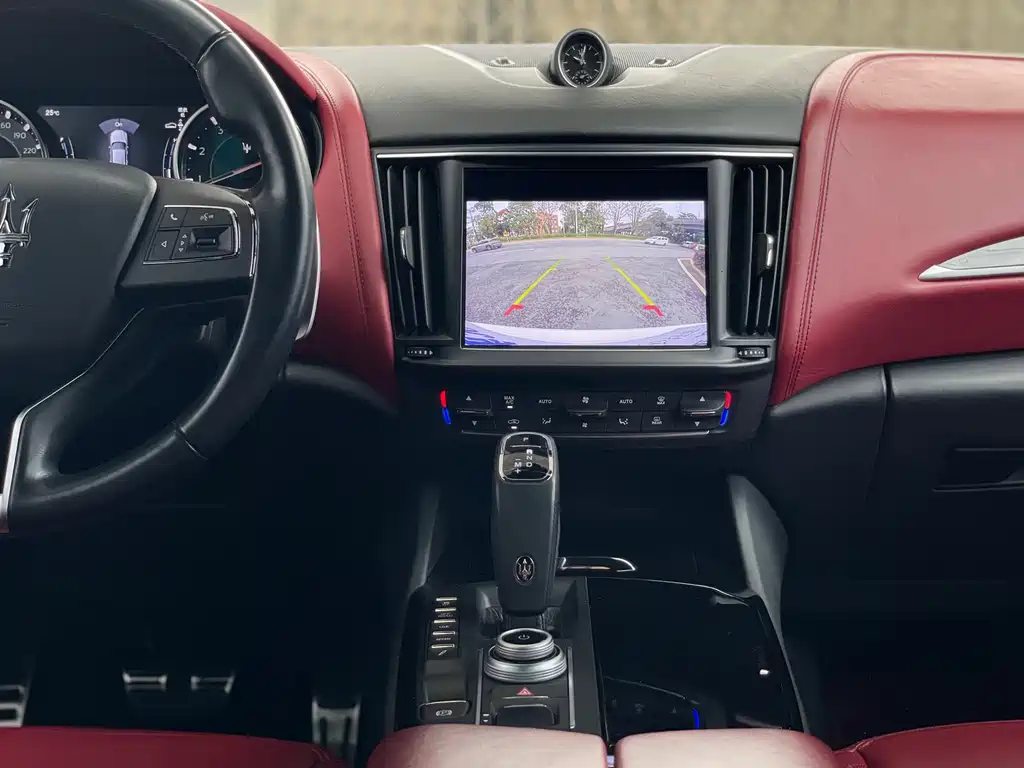 Levante 2021 3.0T Standard Edition купить на сайте DeffCars