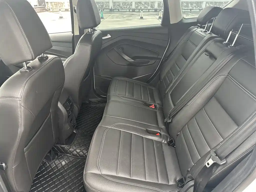 Escape 2019 EcoBoost 180 two-wheel drive platinum airfoil National VI купить на сайте DeffCars