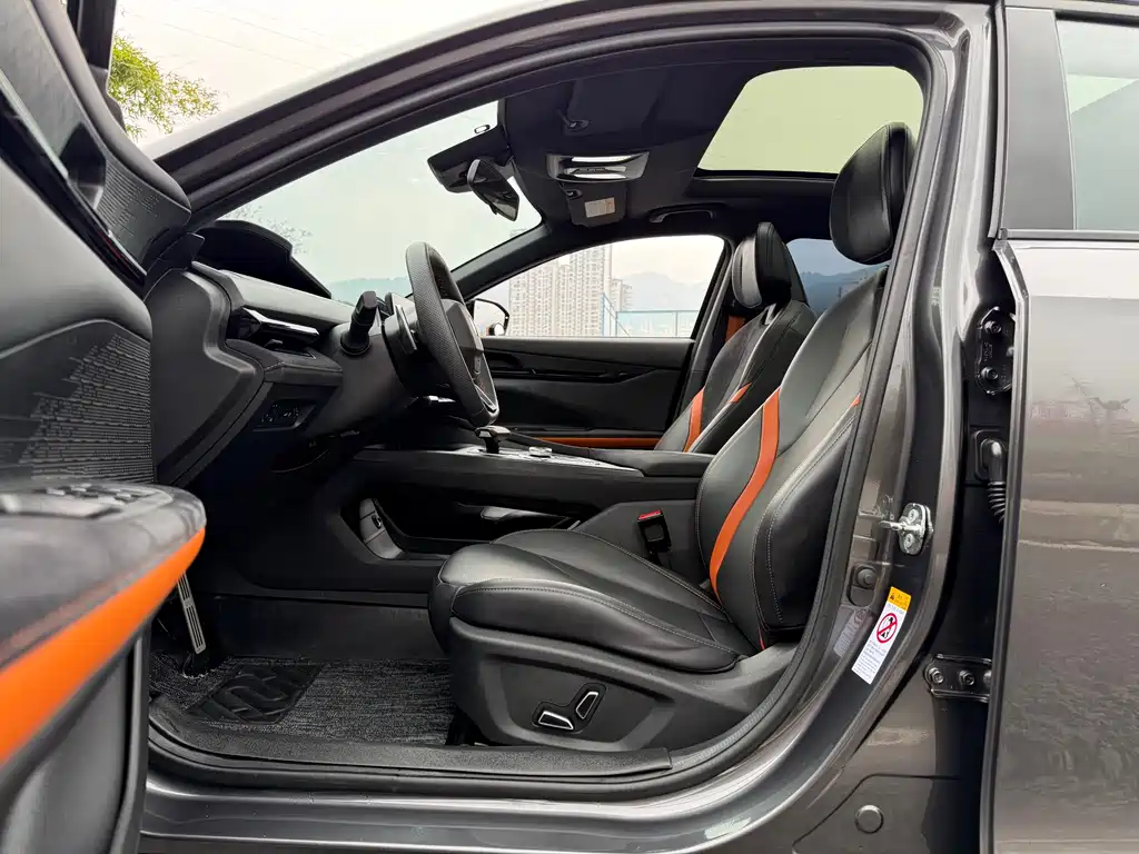 Changan UNI-V 2022 1.5T sports version купить на сайте DeffCars