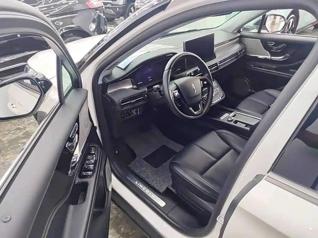 Adventurer 2022 facelift 2.0T two-wheel drive exclusive version купить на сайте DeffCars