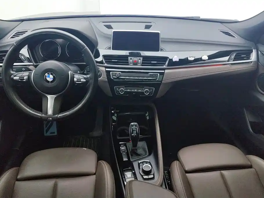 BMW X2 2020 sDrive25i Leading M Off-Road Package купить на сайте DeffCars
