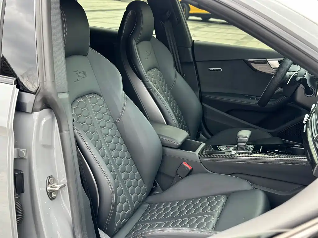 Audi RS 5 2023 RS 5 2.9T Sportback Dark Gold Edition купить на сайте DeffCars