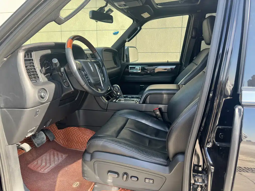 Navigator 2017 3.5T AWD купить на сайте DeffCars
