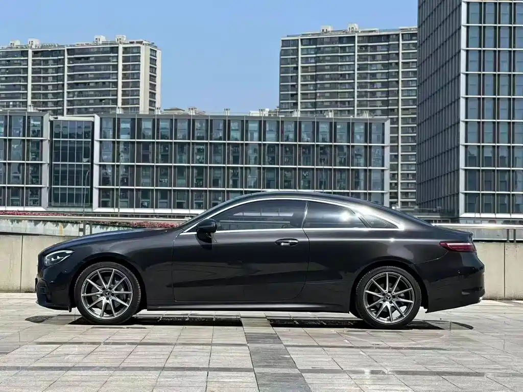 Mercedes-Benz E-class imported 2023 facelift E 260 coupe купить на сайте DeffCars