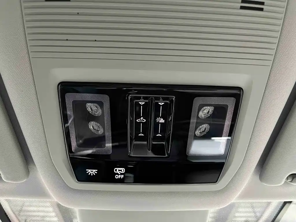 Lanjing 2022 380TSI four-wheel drive flagship Shengjing Edition 6 seats купить на сайте DeffCars