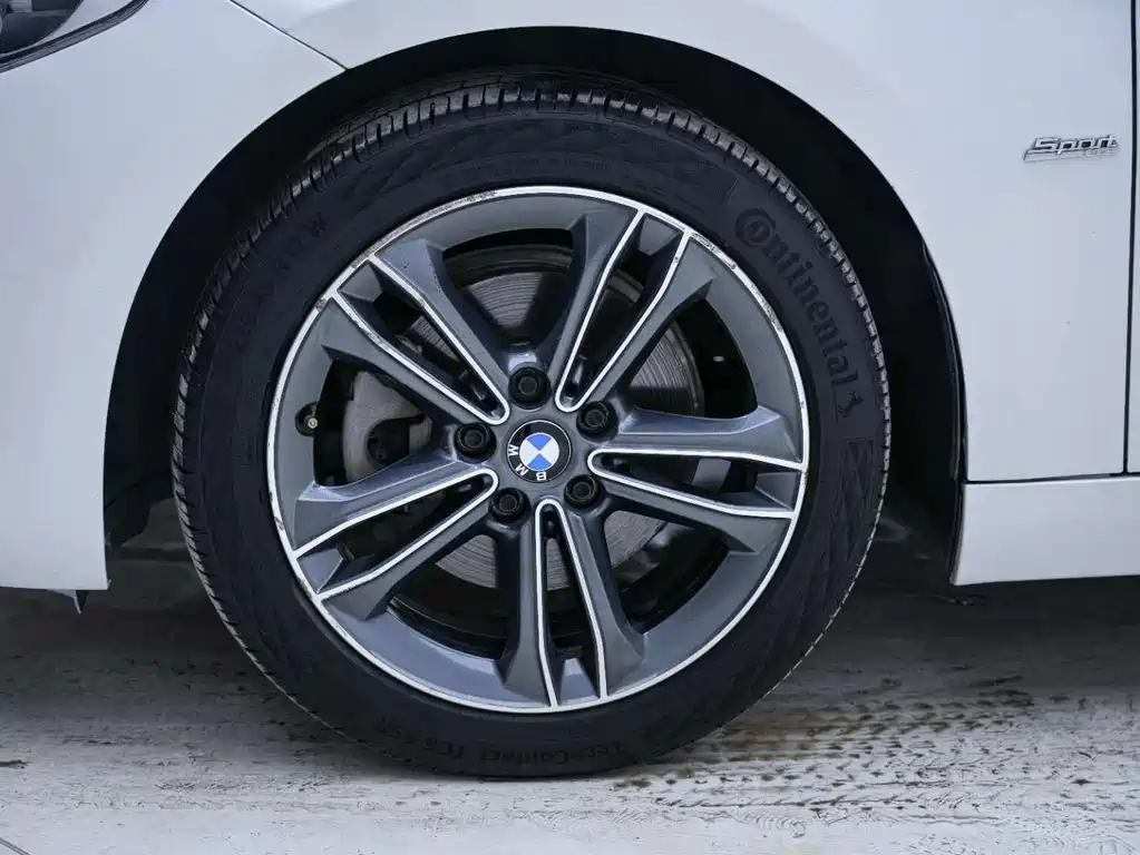 BMW 1 Series 2018 118i Sports купить на сайте DeffCars