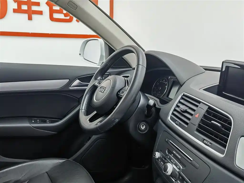 Audi Q3 2017 35 TFSI Fashion купить на сайте DeffCars