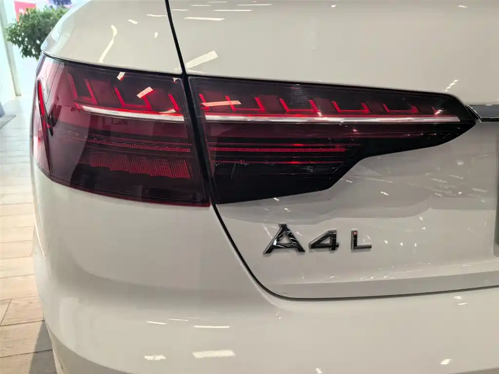Audi A4L 2020 40 TFSI luxury and dynamic model купить на сайте DeffCars