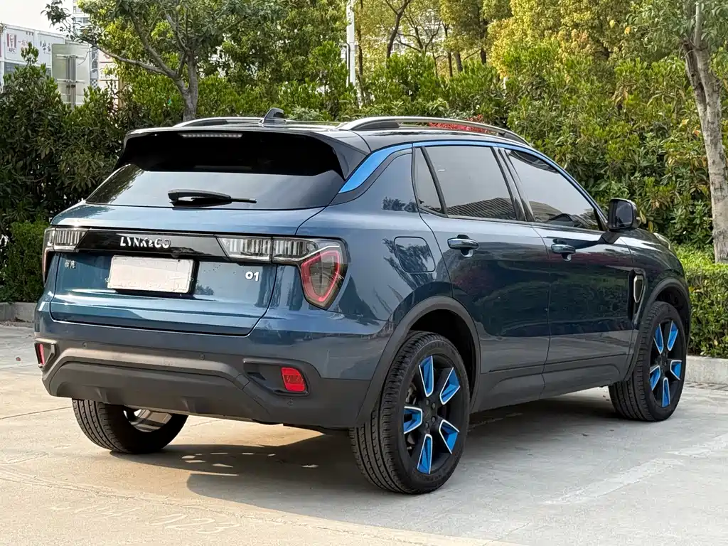 Lynk & Co 01 2019 2.0T 2WD Yao Pro Edition National VI купить на сайте DeffCars