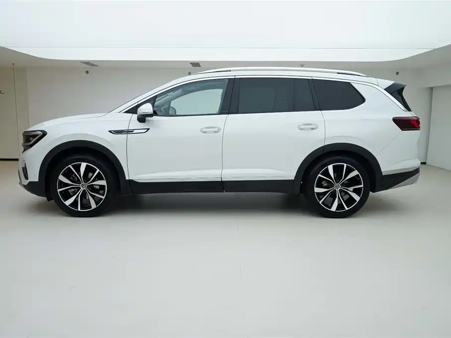 Lanjing 2022 530TSI four-wheel drive flagship Shengjing Edition Pro 7 seats купить на сайте DeffCars