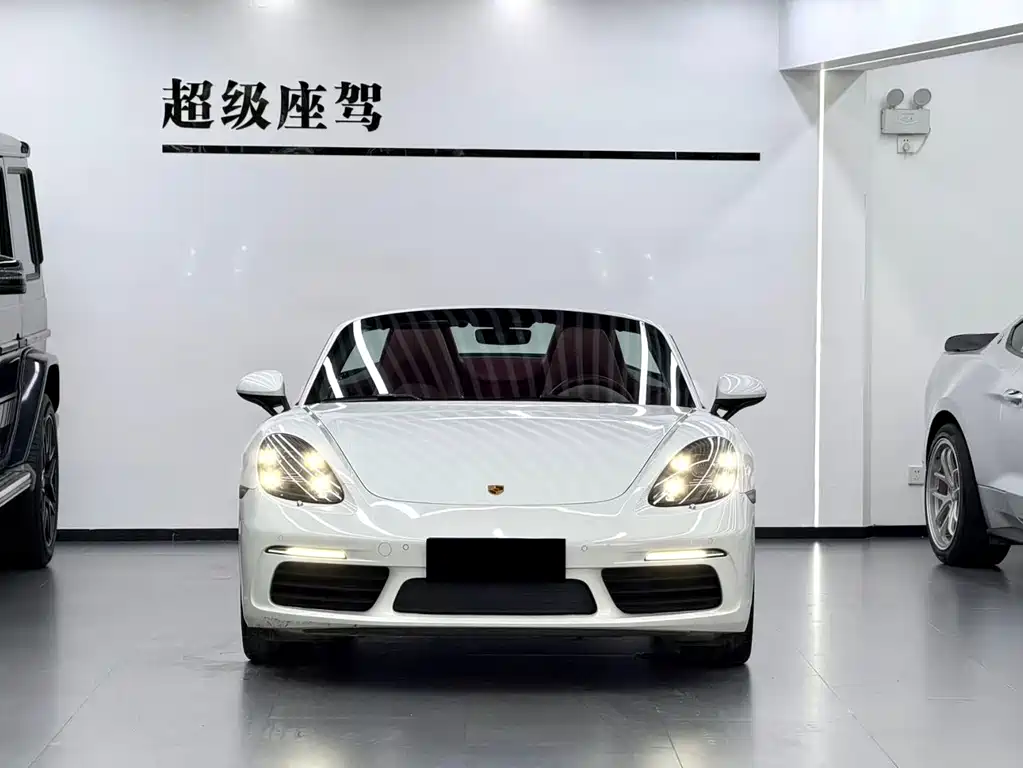 Porsche 718 2022 Boxster 2.0T купить на сайте DeffCars