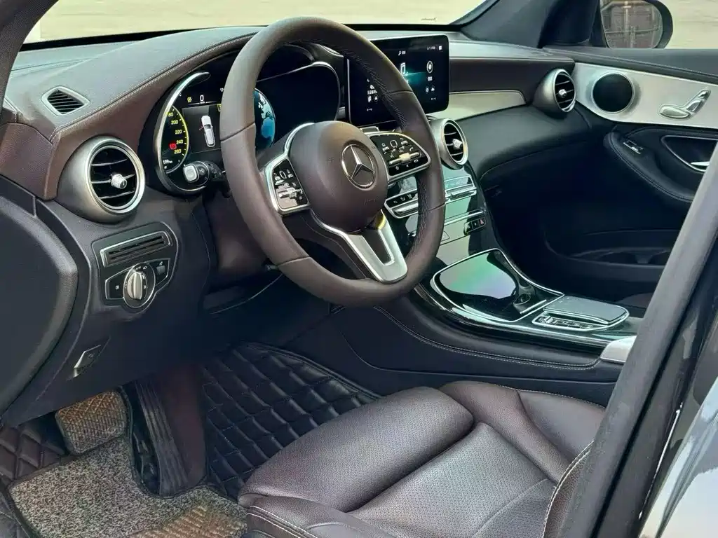 Mercedes-Benz GLC 2020 facelift GLC 260 L 4MATIC dynamic купить на сайте DeffCars