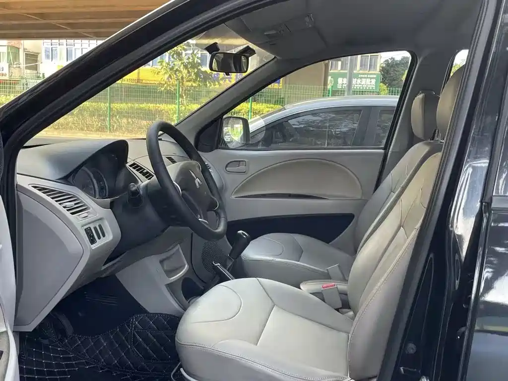 Junge 2011 2.0L manual transmission luxury model купить на сайте DeffCars