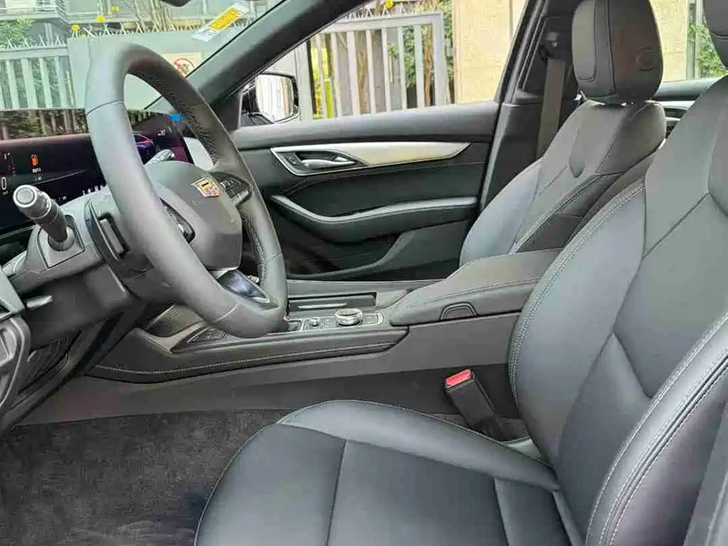 Cadillac CT5 2025 28T Urban Style Edition купить на сайте DeffCars