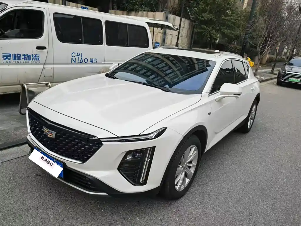 Cadillac GT4 2023 25T Fashion Model купить на сайте DeffCars