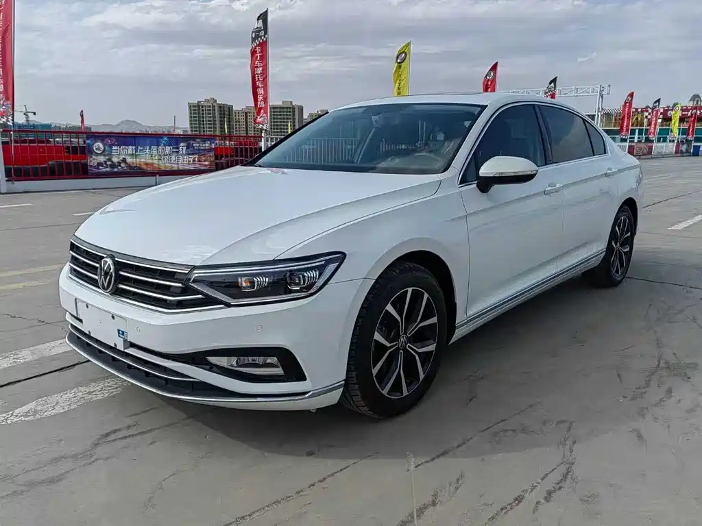 Magotan 2020 330TSI DSG leading model купить на сайте DeffCars