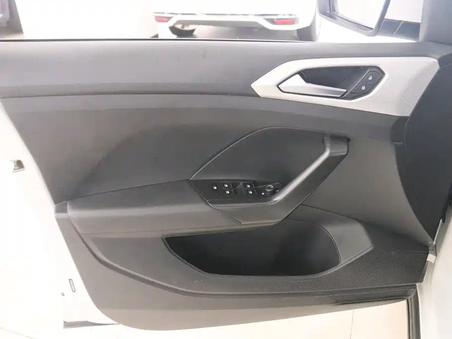 TACQUA 2023款 200TSI DSG 悦智联版 купить на сайте DeffCars