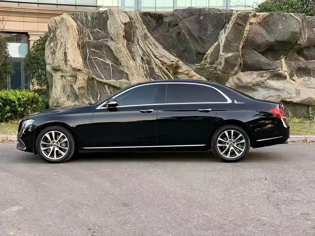 Mercedes-Benz E-Class 2019 facelift E 300 L luxury model купить на сайте DeffCars