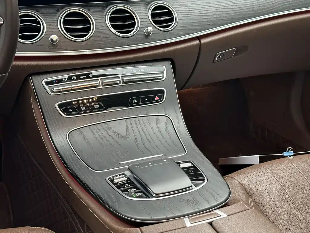 Mercedes-Benz E-Class 2022 Model Three E 300 L Fashion Model купить на сайте DeffCars