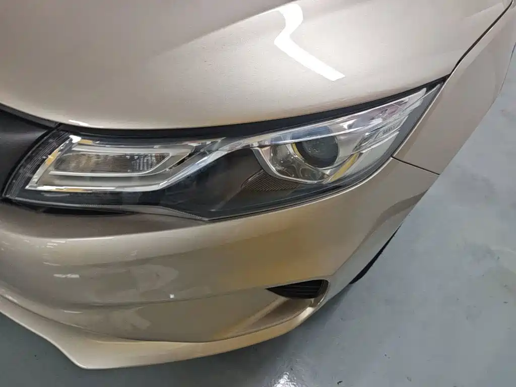 Emgrand GL 2018 1.4T manual elite smart connected model купить на сайте DeffCars